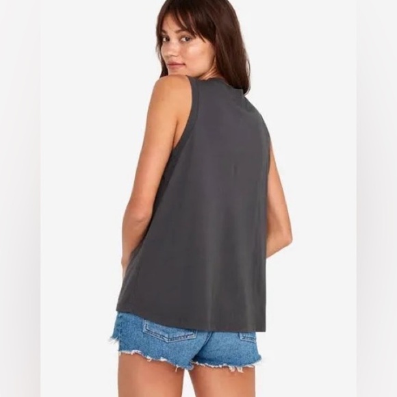 MATE The Label V Tank Top Charcoal Size Small NWOT - Picture 4 of 7